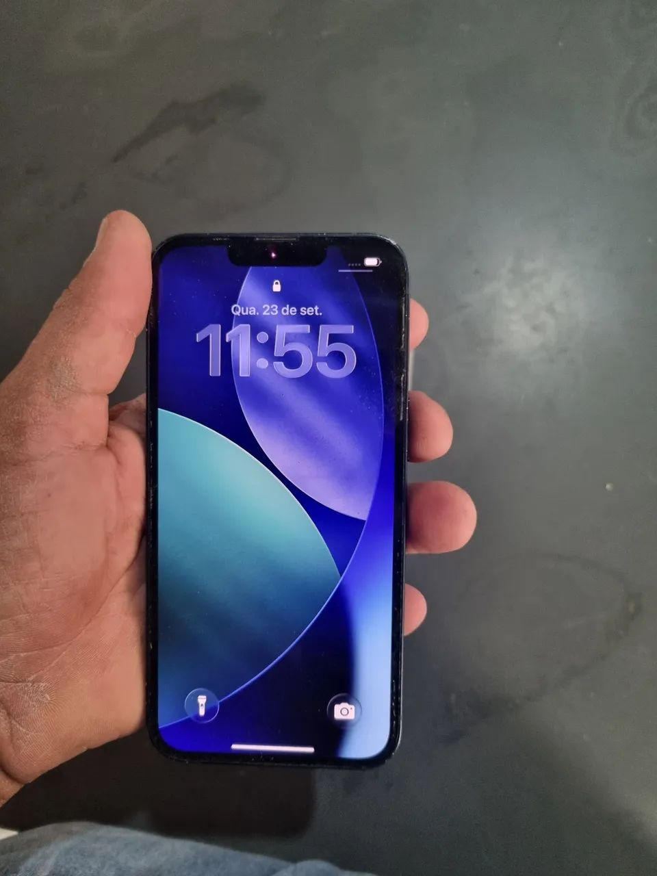 iPhone 13