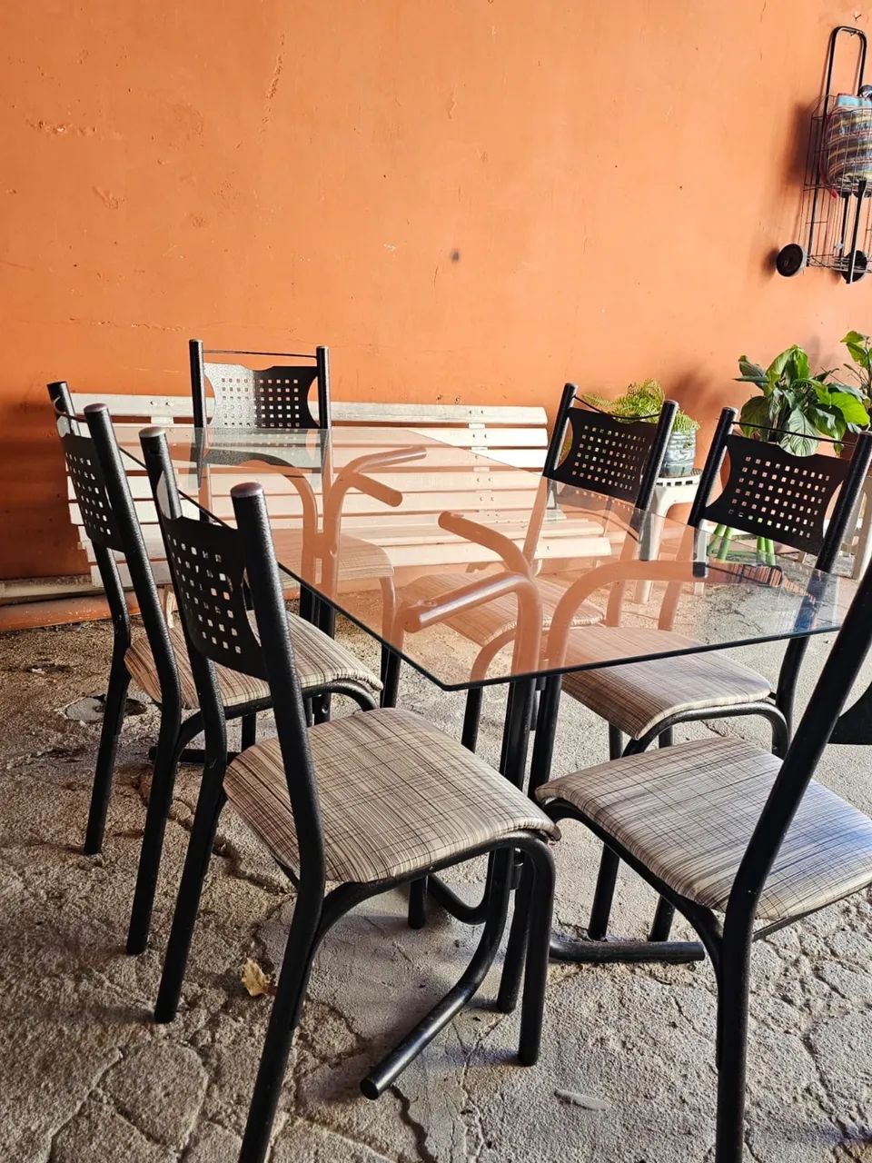 Vendo mesa de vidro - 6 lugares 