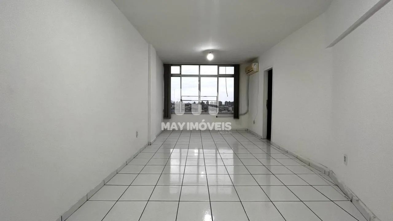 Sala para locação com 30m² no Centro de Itajaí