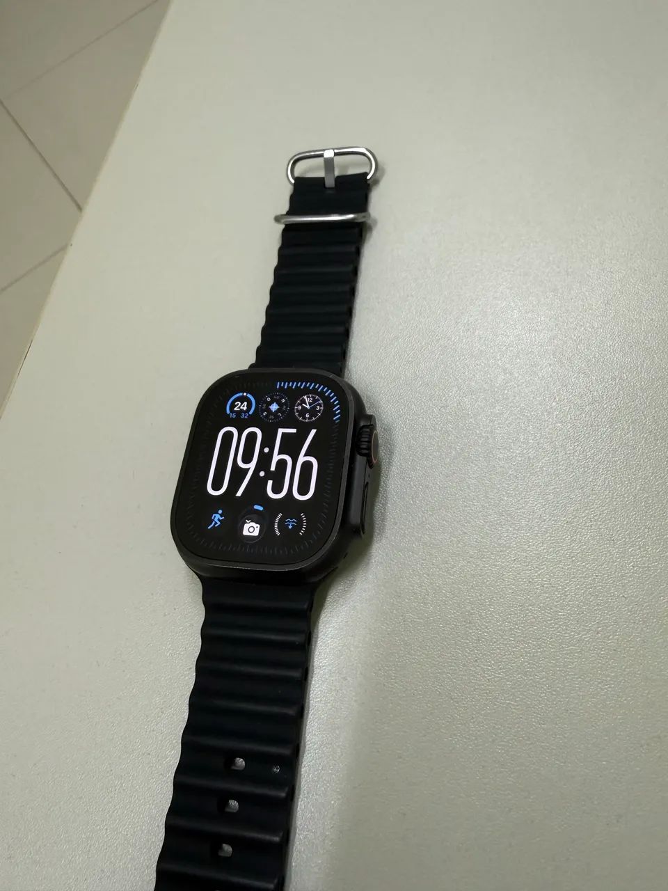 Apple Watch Ultra 2 - Foto 4