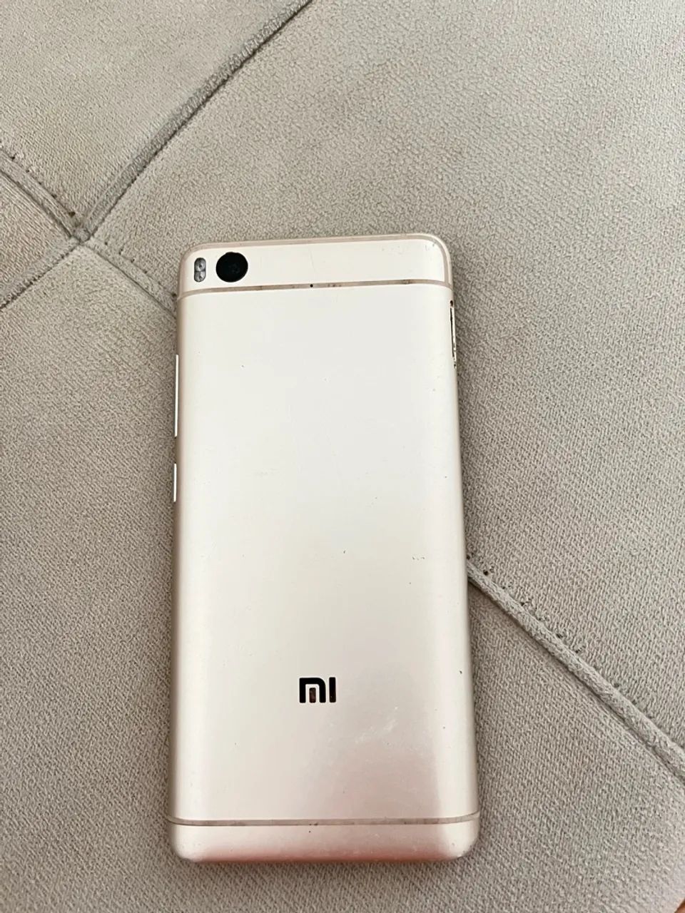 Celular Mi para retirar peças  - Foto 2