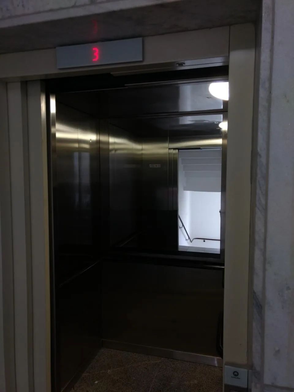 Alugo apartamento antares com elevador  - Foto 2