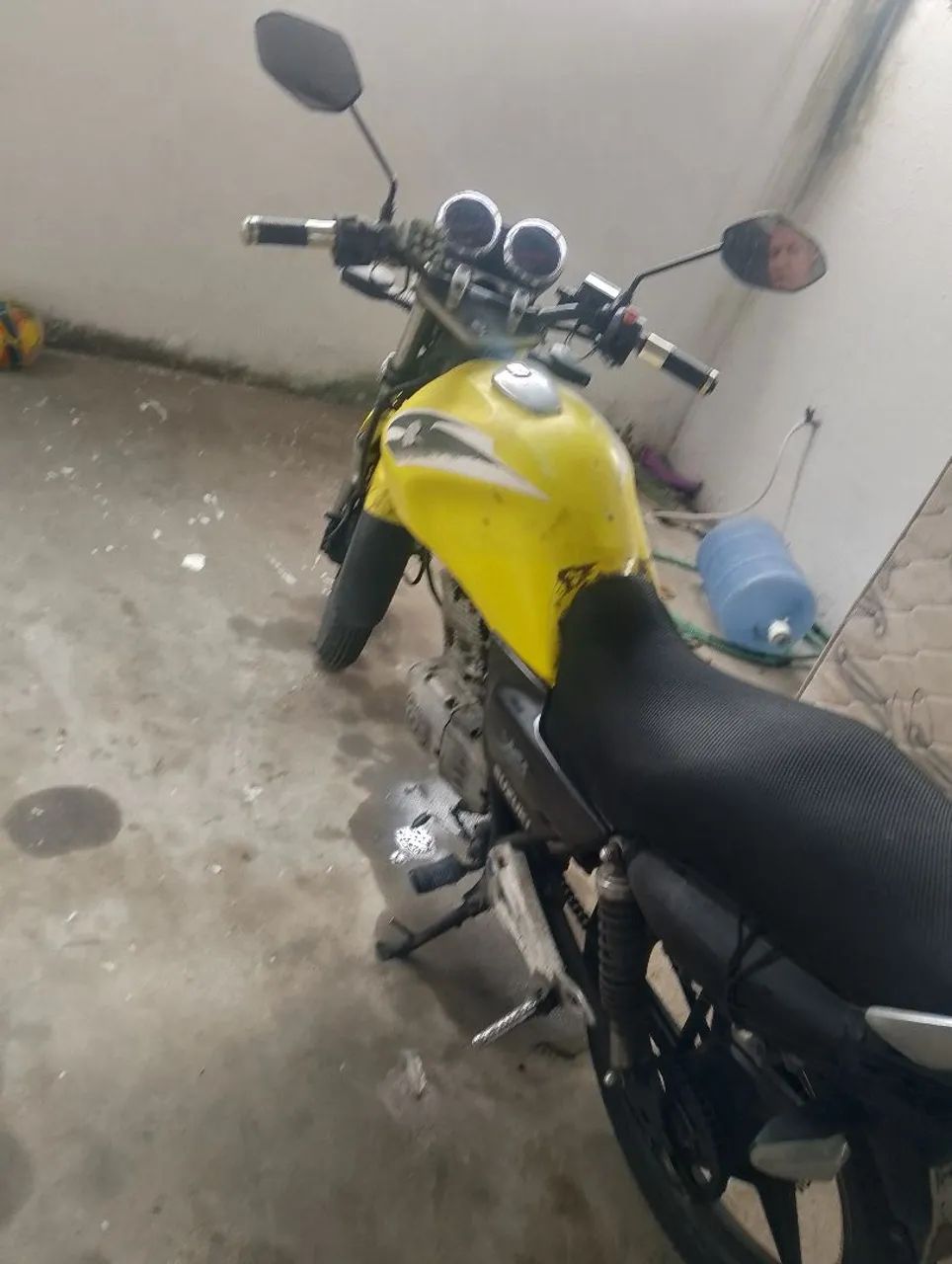 Moto Suzuki 