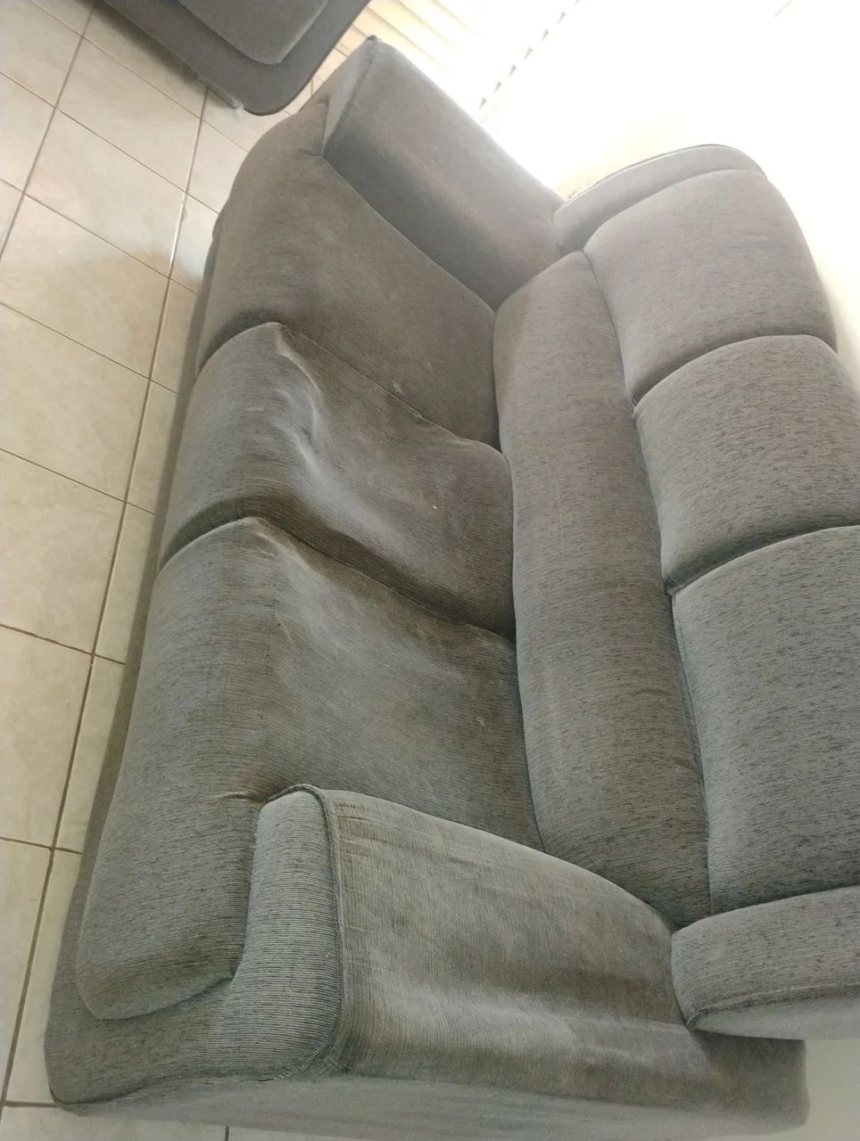 Sofá 3 lugares 