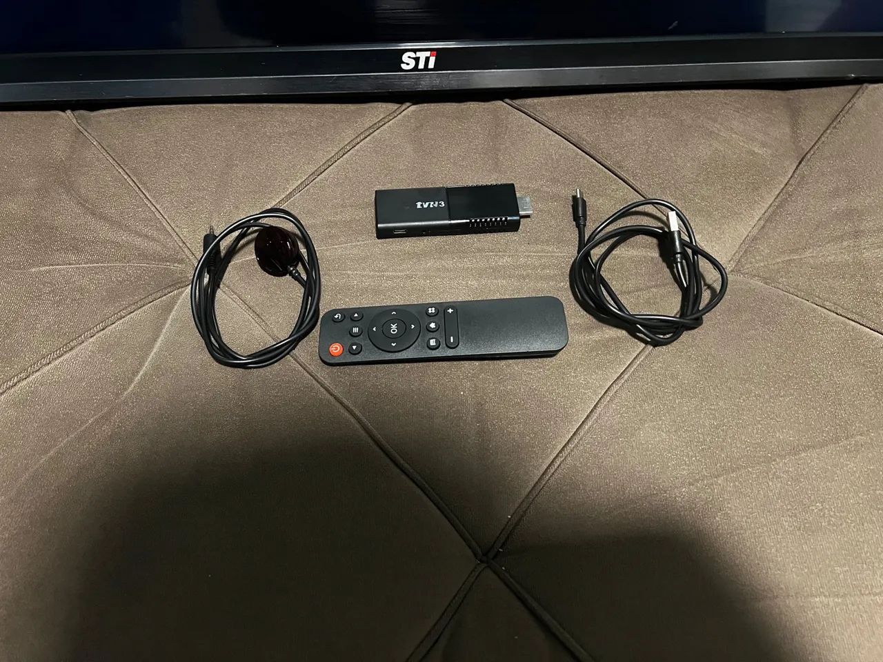 TV SEMP Toshiba 39 Polegadas LED Full HD + Stick com Controle - Foto 4
