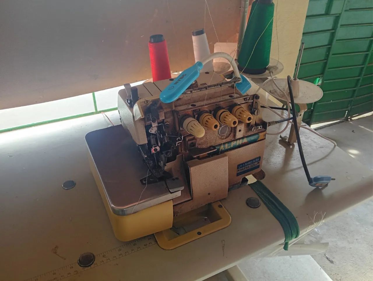 Maquina de costura 