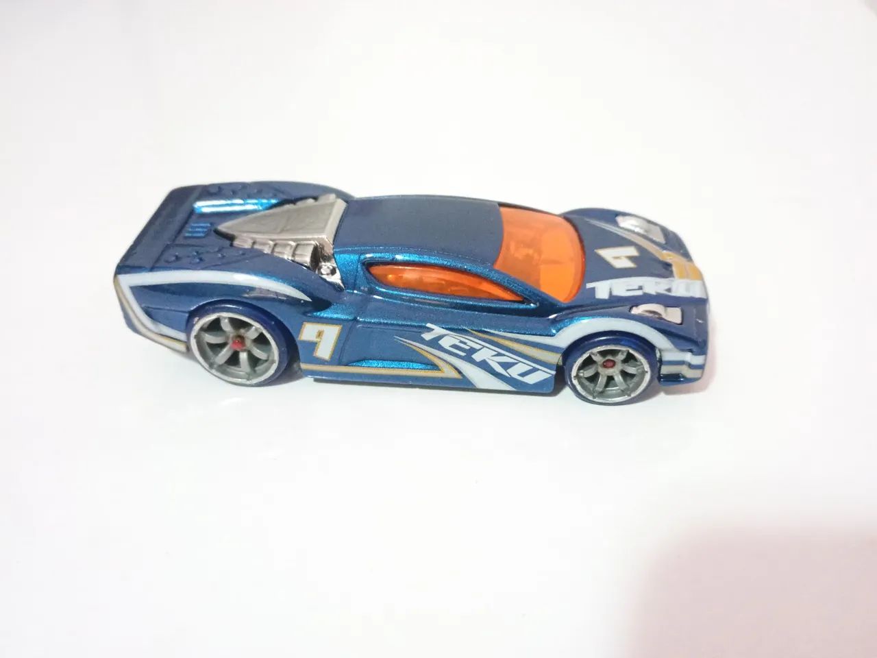 Hot Wheels Acceleracers - Reverb