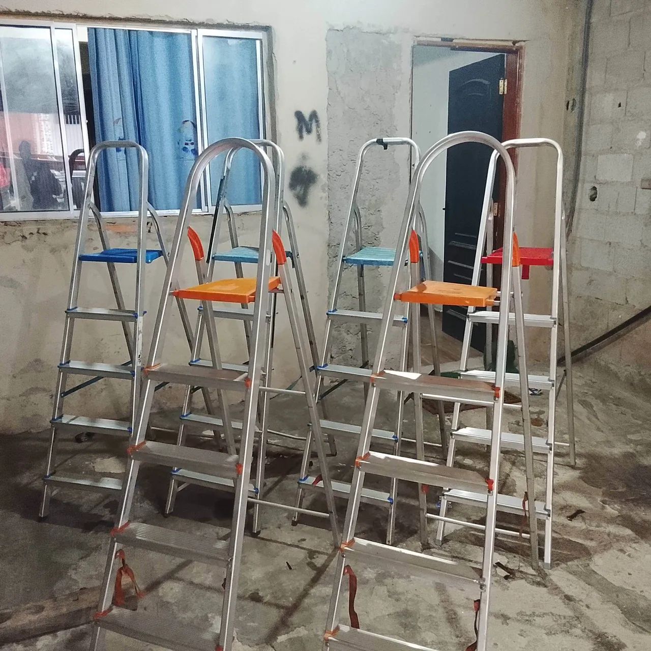 Escada alumínio  - Foto 2