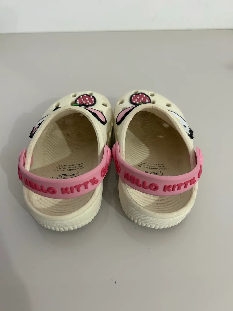 Estilo Crocs Hello Kitty - Foto 2