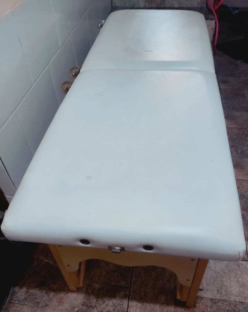 Mesa ( maca) para procedimentos estéticos portátil 