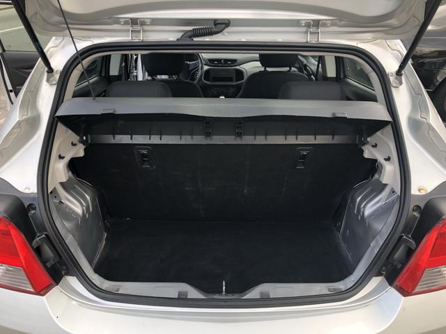 Ônix 2018 28000 km ent: 1.990,00 + 990,00 - Foto 3