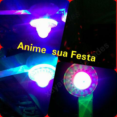 Lâmpada mágica cores girando luz
