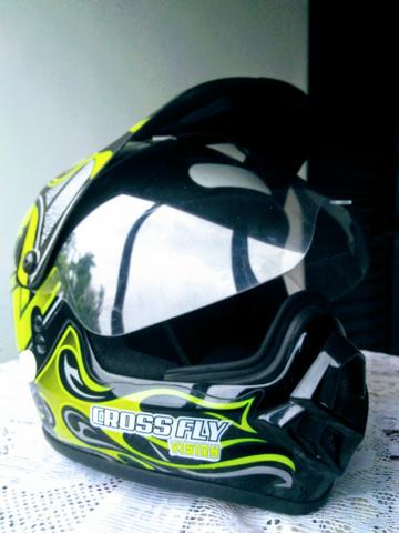 Capacete Closs Fly