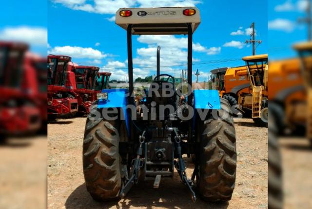 New Holland TL 85, ano 2004/2004 - Foto 4