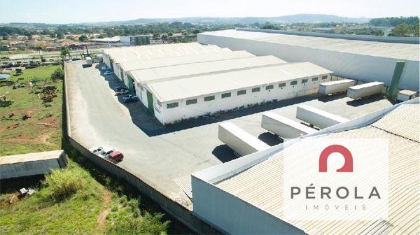 Comercial galpão / barracão - Bairro Fazenda Santa Rita em Goiânia - Foto 3