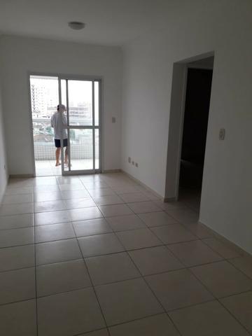 Locação definitiva apto 2 dorms na Ocian Praia Grande 1500 o pacote - Foto 13