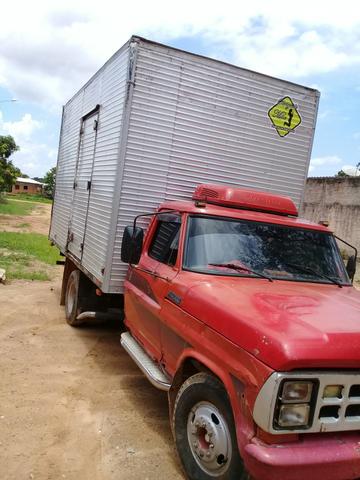 Vendo ou troco por outro do mesmo valor ano 81 pego carro até 15 mil - Foto 5