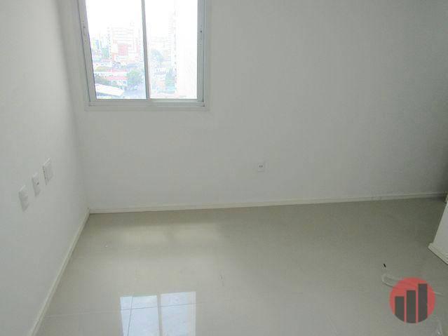Apartamento com 3 dormitórios para alugar, 95 m² por R$ 1.800/mês - Fátima - Fortaleza/CE - Foto 20
