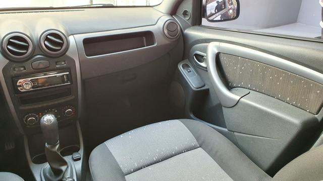 Renault Logan Expression 1.0 Hi-Flex 2012 Manual Completo - Foto 16