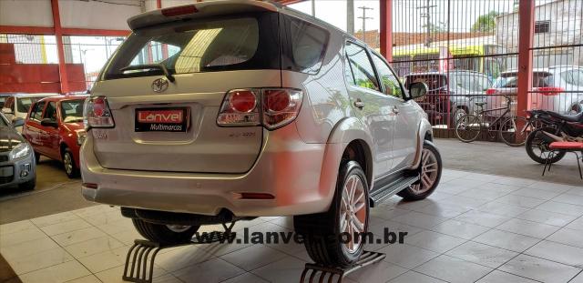TOYOTA HILUX SW4 2012/2013 2.7 SR 4X2 16V FLEX 4P AUTOMÁTICO - Foto 5