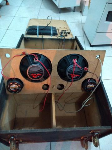 6 máquinas de música com noteiro e moedeiro falta placa mãe e HD - Foto 2