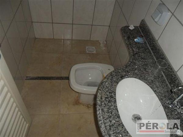 Casa geminada com 2 quartos - Bairro Vila Jardim Pompéia em Goiânia - Foto 6