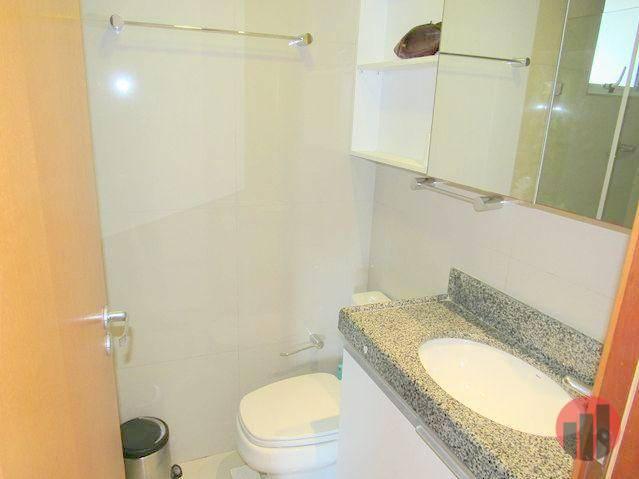 Apartamento todo mobiliado com 2 dormitórios para alugar, 57 m² por R$ 2.000/mês - Cidade - Foto 18