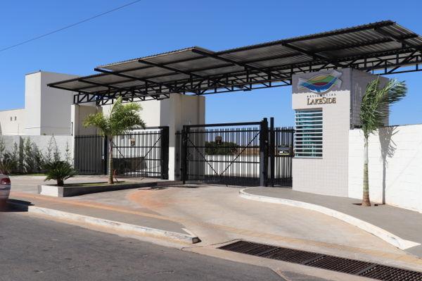 Apartamento com 3 quartos no Condomínio Residencial Lakeside - Bairro Residencial Itaipu
