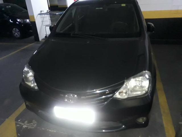 ETIOS XS 1.5 Mec sinistro - Foto 2
