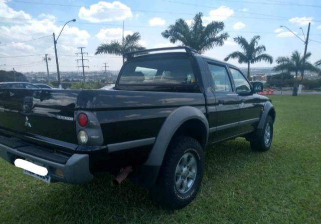 Mitsubishi l200 outdoor 2.5 hpe 4x4 cd 8v turbo intercooler diesel 4p manual