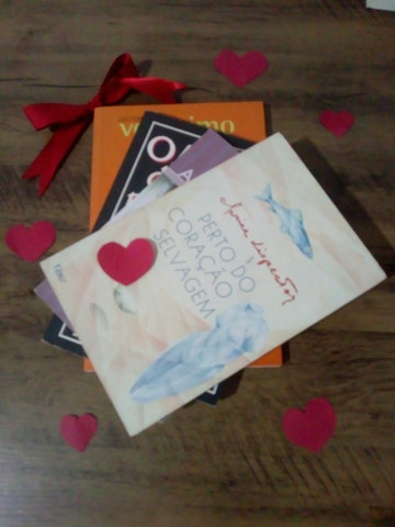 Box livros semi novos