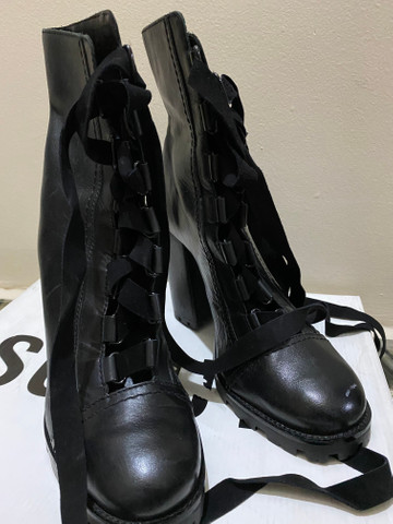 bota schutz tachas