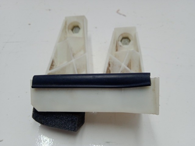 16867 Guia Vidro Porta Traseiro Esquerdo Peugeot 307 2001 A 2012 - Foto 4