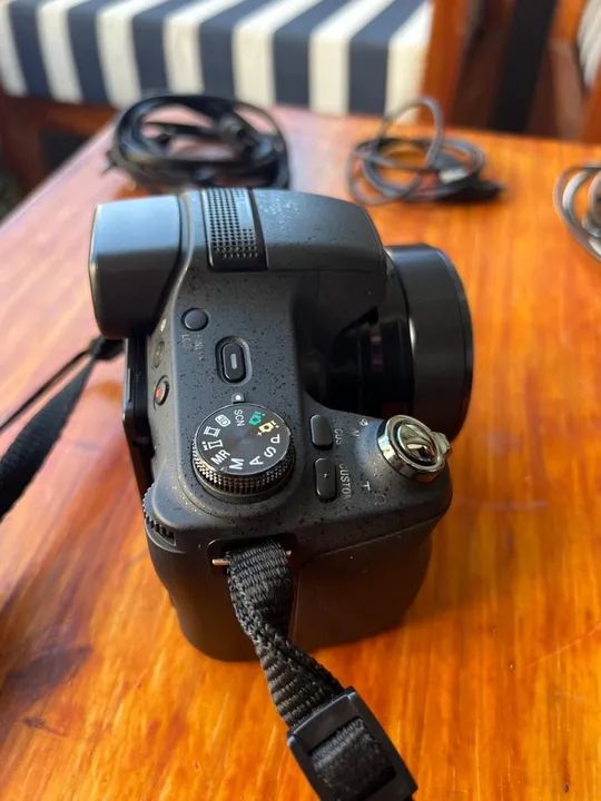 Câmera Semi Profissional SONY - Foto 6