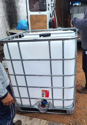 IBC RESERVATÓRIO GRADEADO SEMI NOVOS 1000L