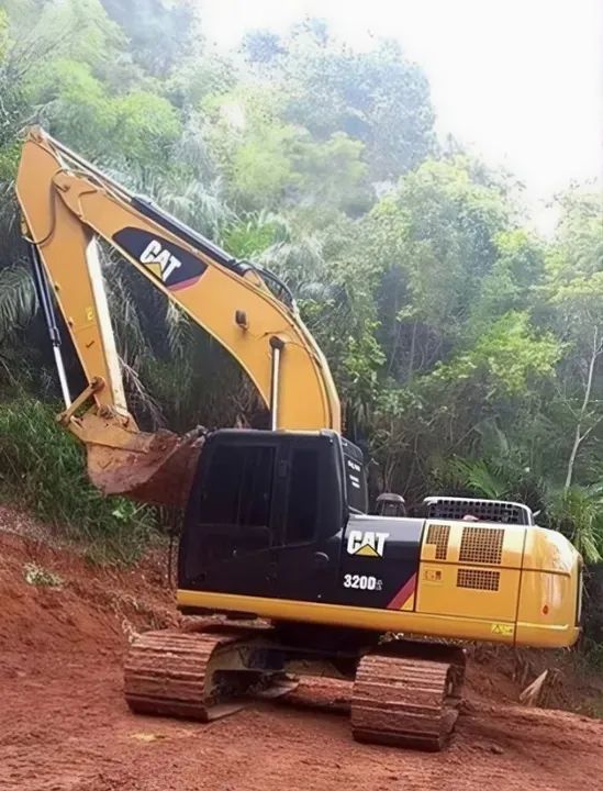 Escavadeira Hidráulica Caterpillar 320 D2 Ano 2015 - Foto 5