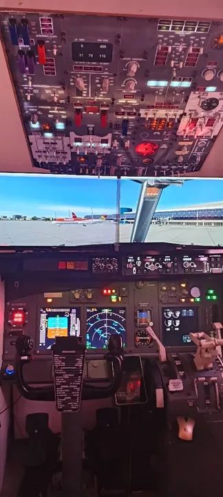 Simulador de vôo (equipamentos)