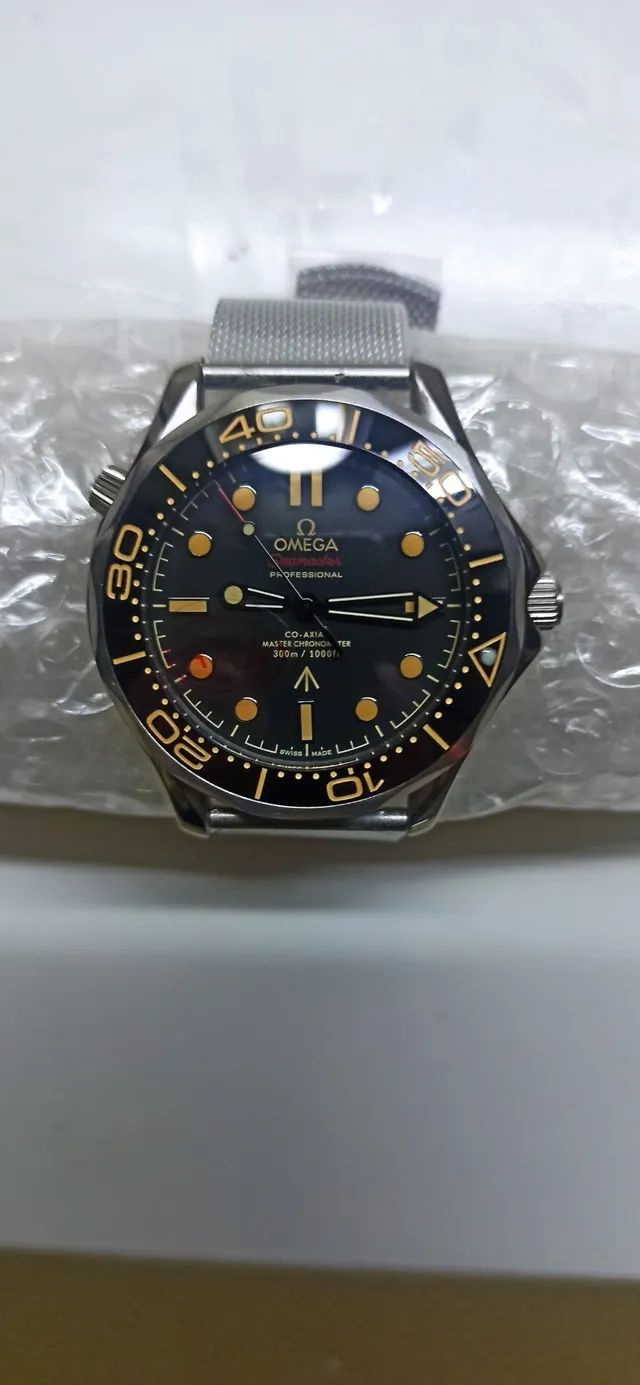 Relógio Ômega Speedmaster 007 No time to Die