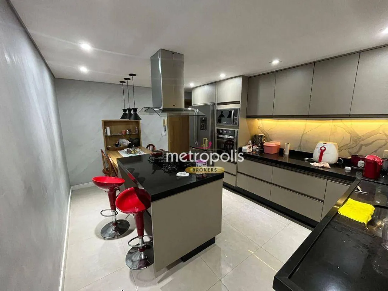 Sobrado à venda, 185 m² por R$ 848.000,00 - Nova Gerti - São Caetano do Sul/SP