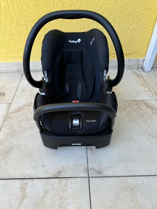 Bebê Conforto Safety 1st até 13KG com base para fixação no Carro - Foto 2