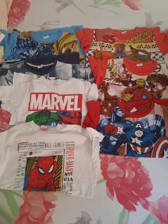 Roupas e calçados infantis masculino