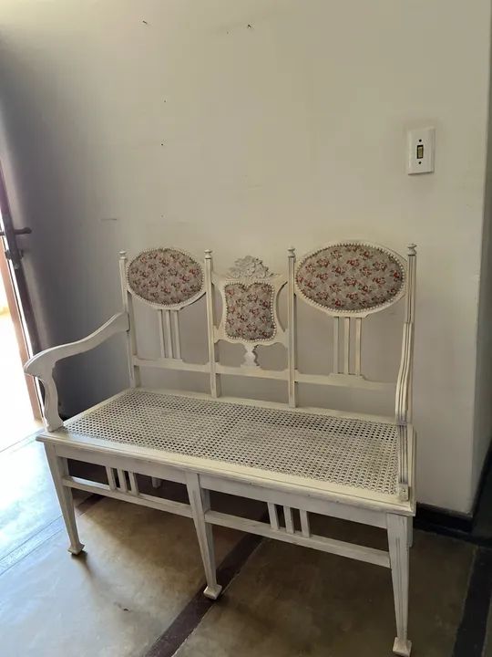 Banco de madeira vintage para área externa - Foto 4