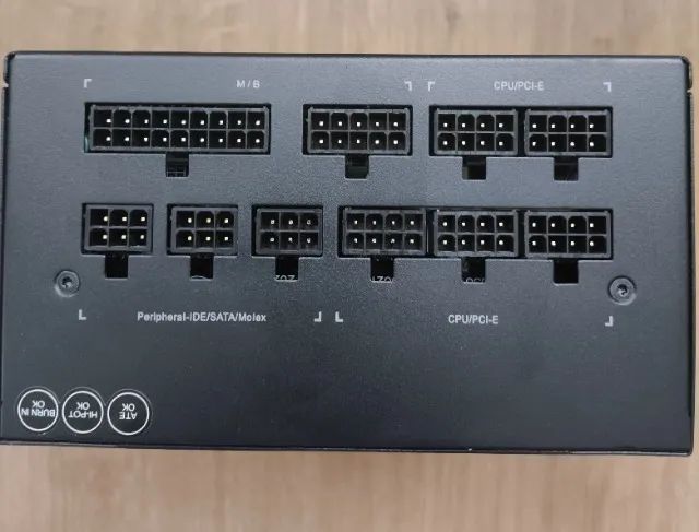 Fonte Gigabyte GP-P750GM, 750W, 80 Plus Gold, Modular - Foto 2