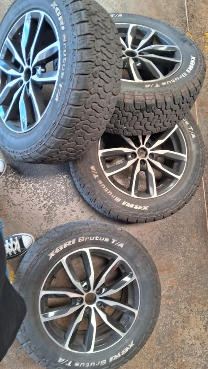 Roda aro 17" 5 furos (furacão Volkswagen)