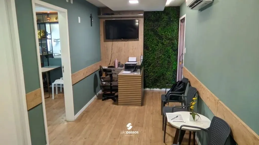 Sala Comercial á venda no Centro Médico Dr. José Augusto Barreto, sala com 41m²