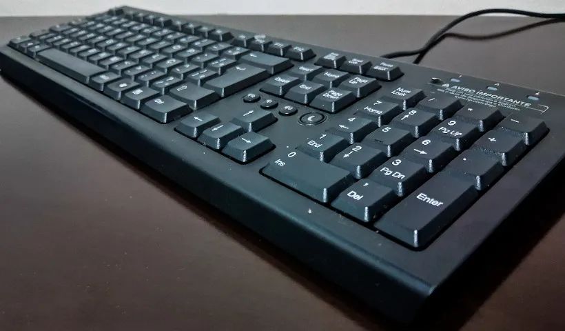 2 Teclados para Computador - Razer / HP - Bom estado - Foto 4