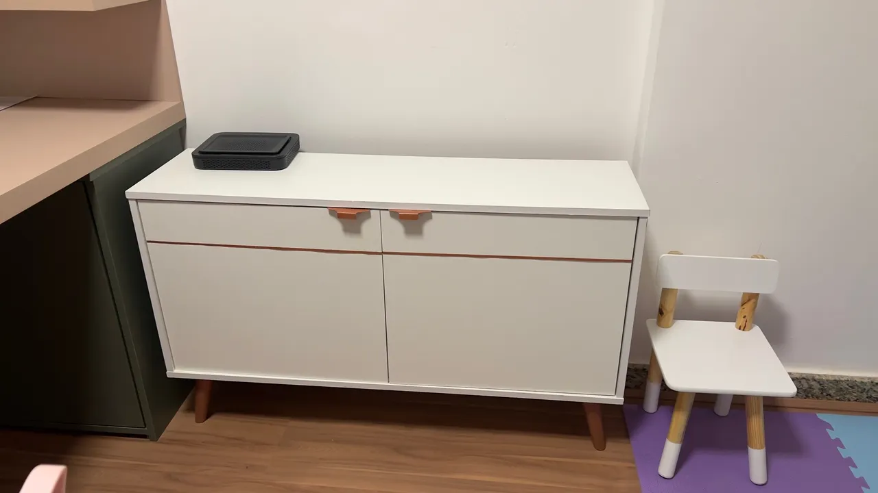 Mesa e balcão para escritório