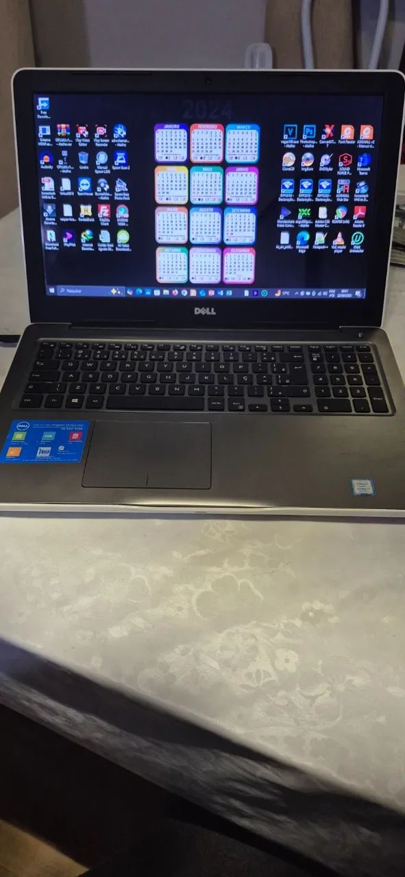 Dell Inspiron i15-5567-D40B Notebook - Intel Core I764302734410755120