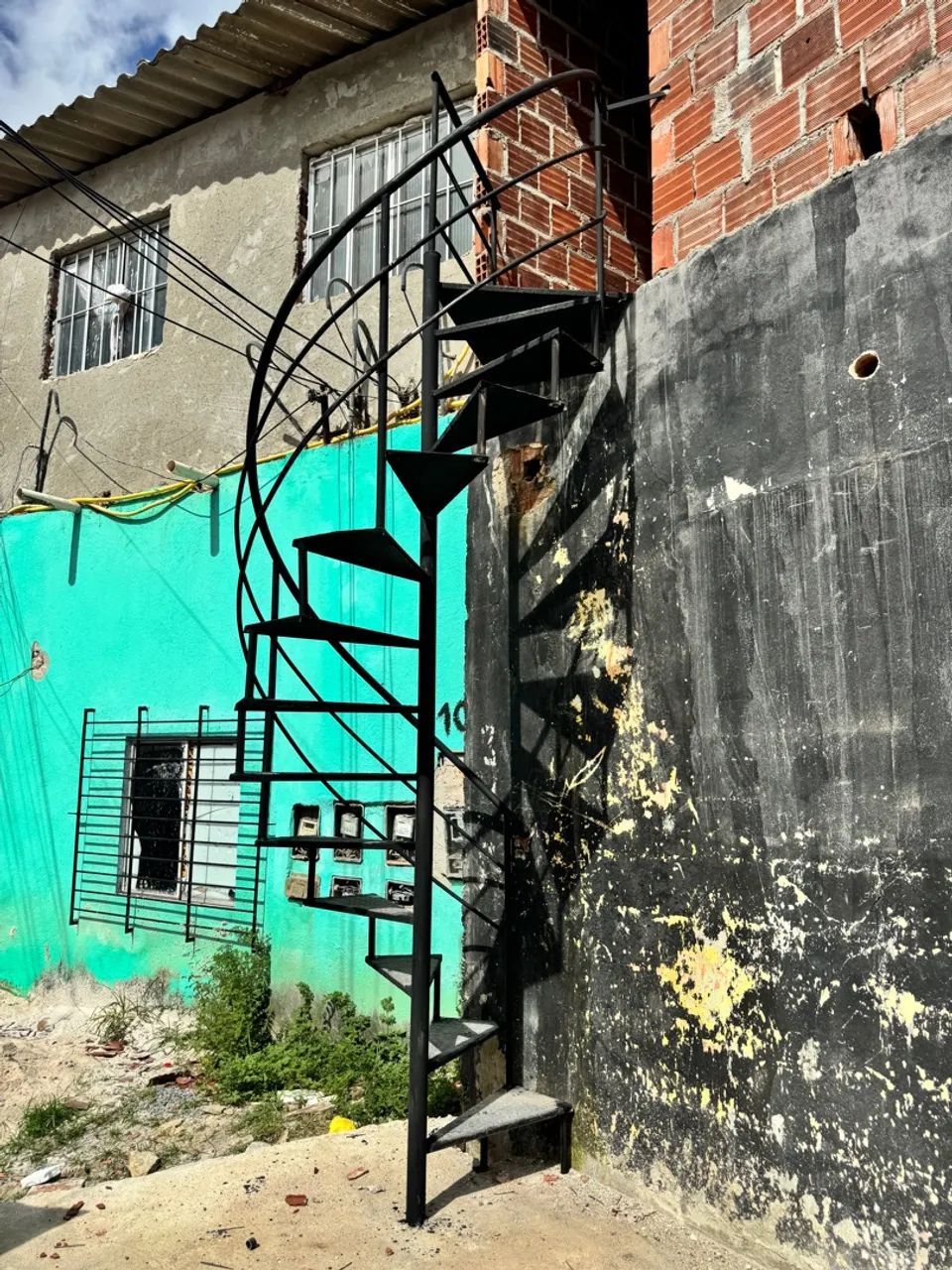Escada em espiral para área externa - Foto 3