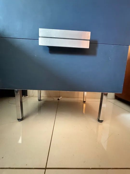 Mesa de cabeceira/ Cômoda Azul  - Foto 3